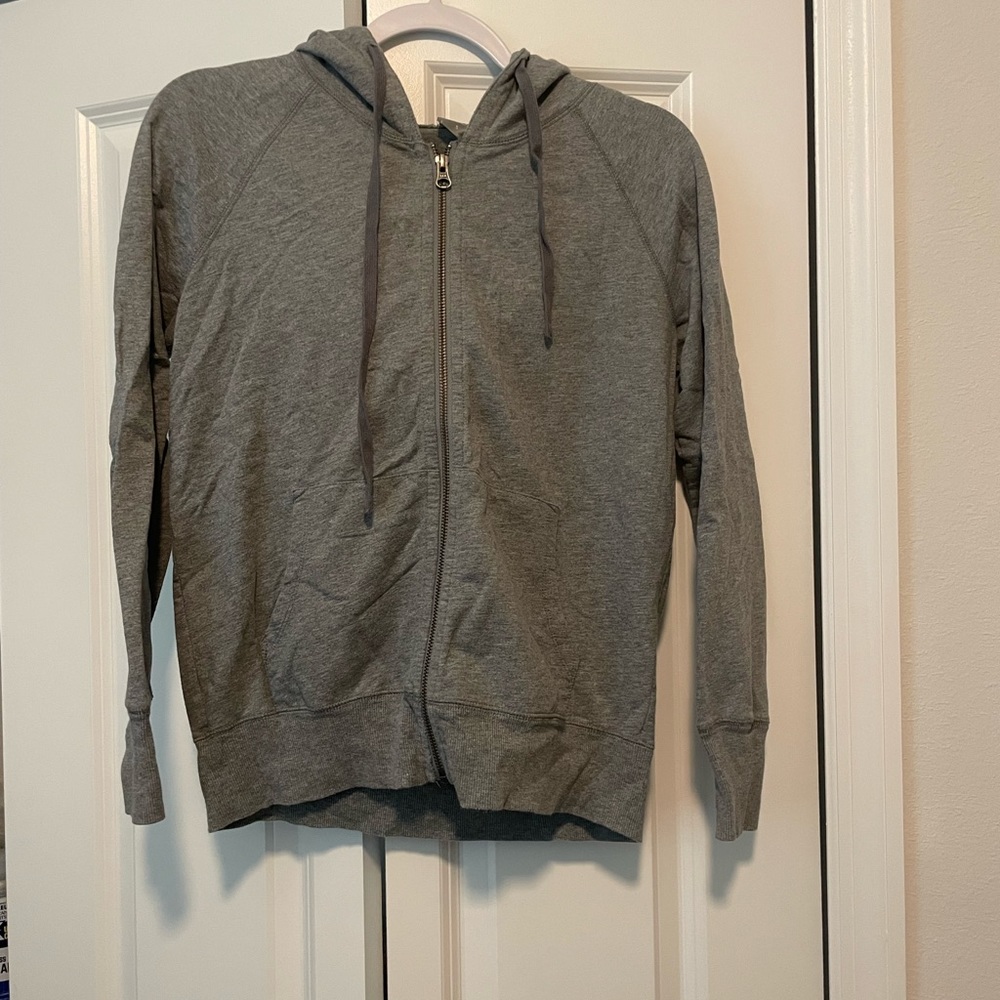 Gray long sleeve zip up hoodie